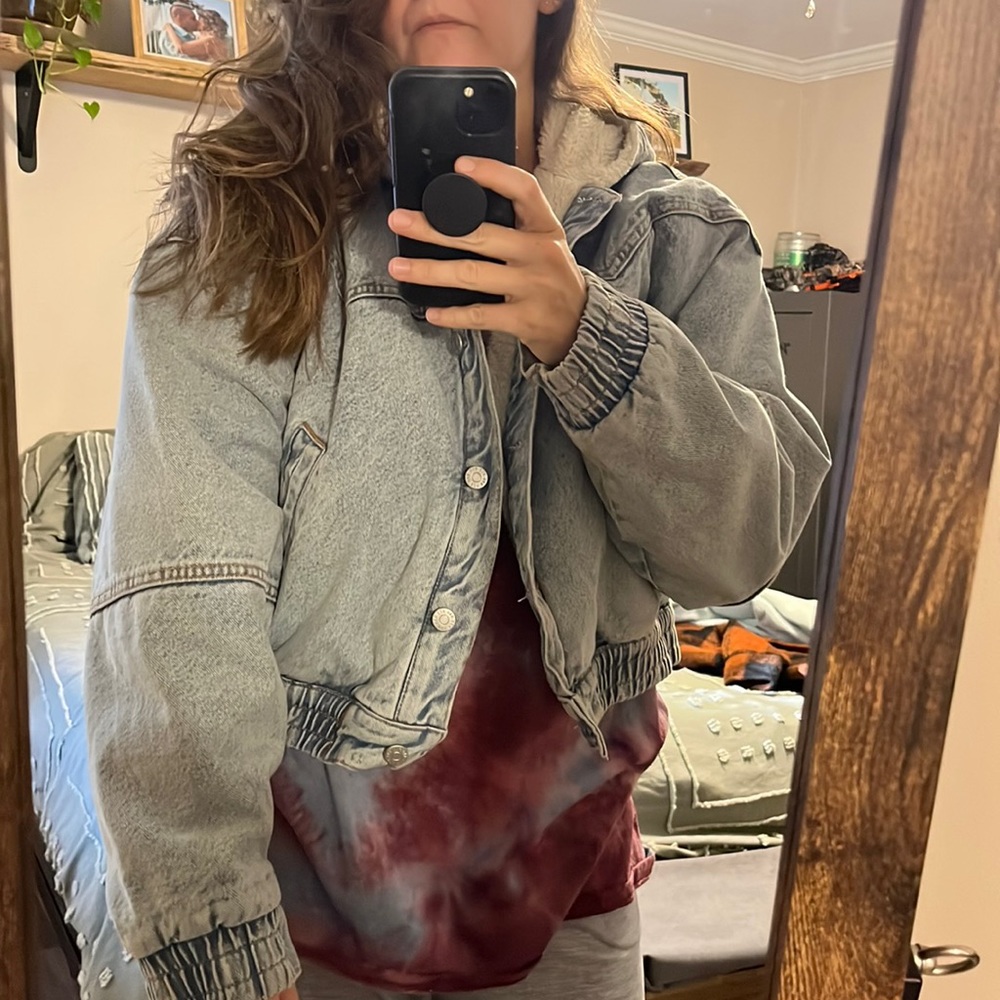 Cropped lined jean jacket